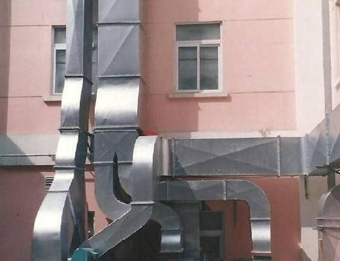 連續通過(guò)式清洗機